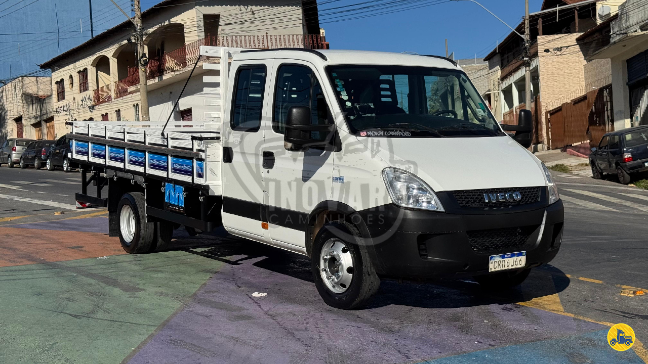 CAMINHAO IVECO DAILY 70c17 Carga Seca Toco 4x2 Inovar Caminhões CONTAGEM MINAS GERAIS MG